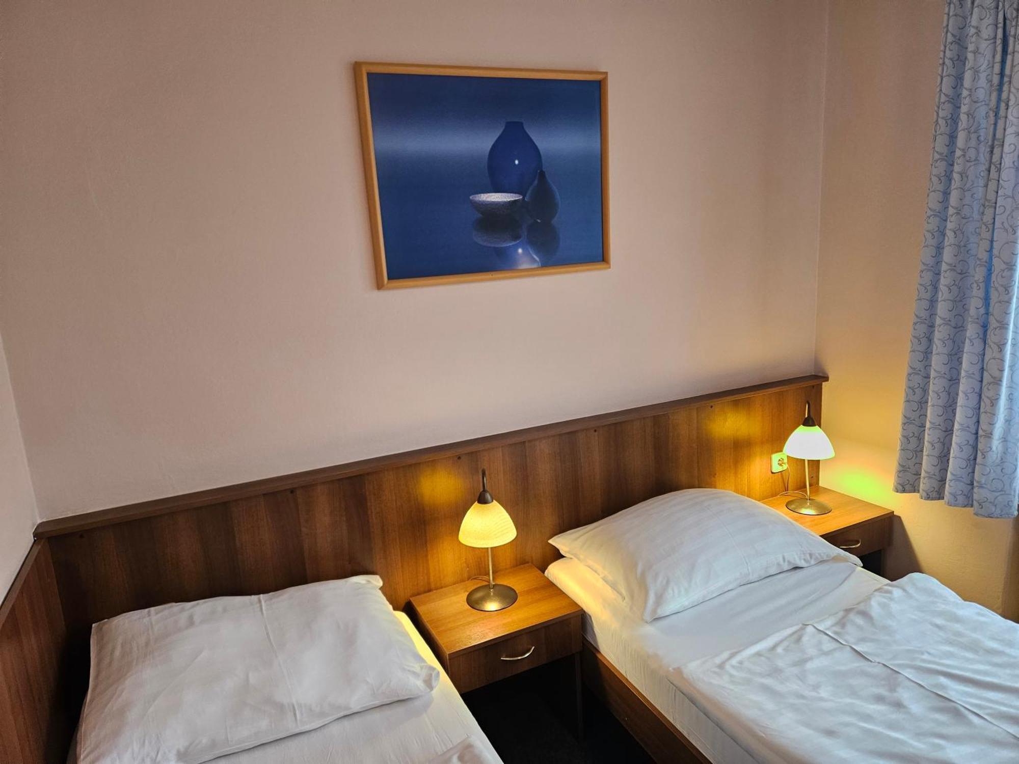 Hotel Trim Pardubice Exterior photo